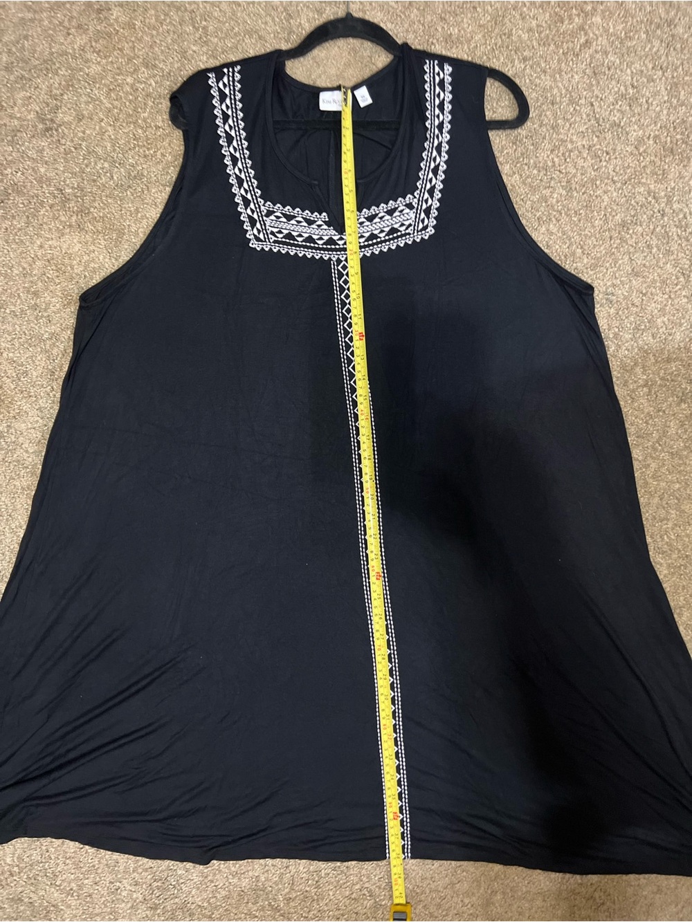 Kim Rogers Black Sleeveless Dress with White Embroidered Detail - Picture 9 of 9